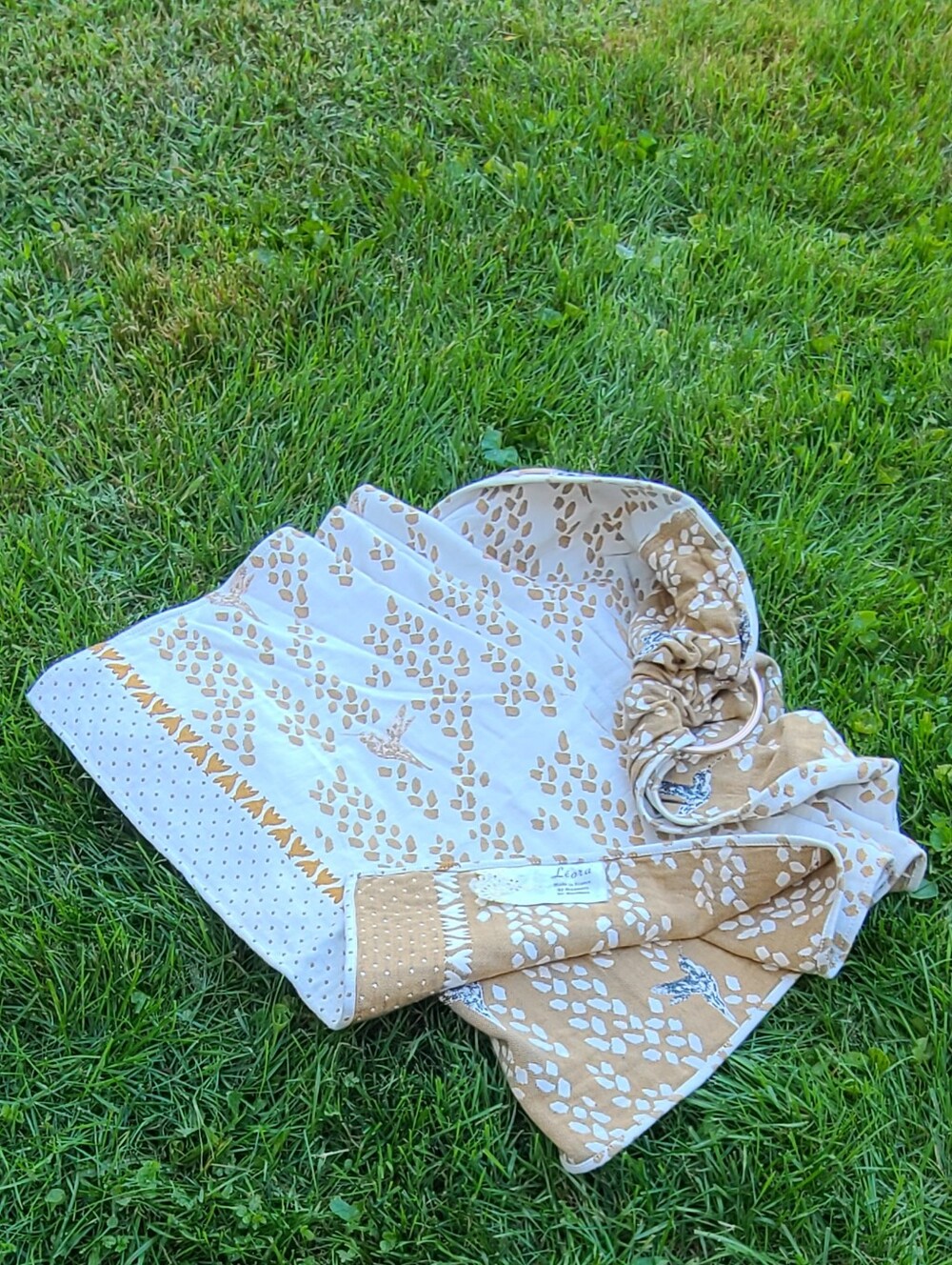 Léora Baby Wrap Carrier